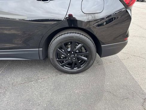 Used 2024 Chevrolet Equinox LS w/ Midnight Edition image 30