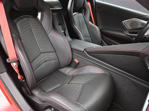 Used 2021 Chevrolet Corvette Stingray Premium Conv w/ Battery Protection Package RWD image 17