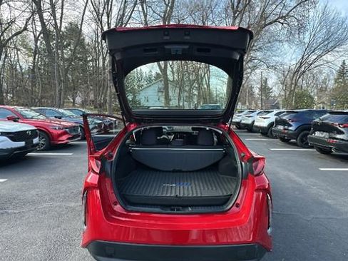 Used 2022 Toyota Prius Prime LE image 33