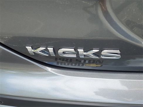 Used 2024 Nissan Kicks S image 8