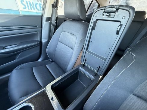 Used 2024 Nissan Altima 2.5 SV image 26