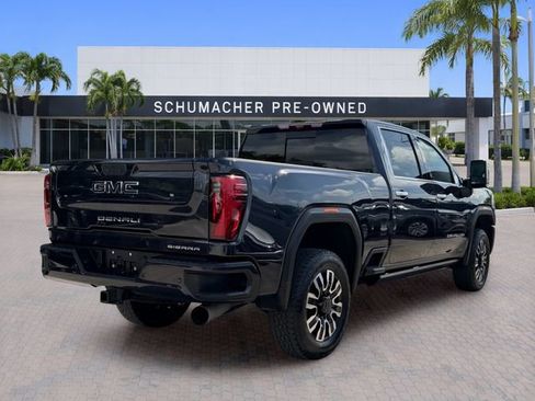 Used 2024 GMC Sierra 2500 Denali Ultimate w/ Max Trailering Package AWD/4WD image 7