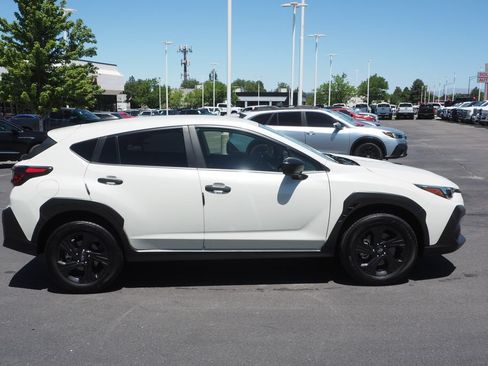 Used 2024 Subaru Crosstrek 2.0i w/ Crosstrek Mirror Package AWD/4WD image 8