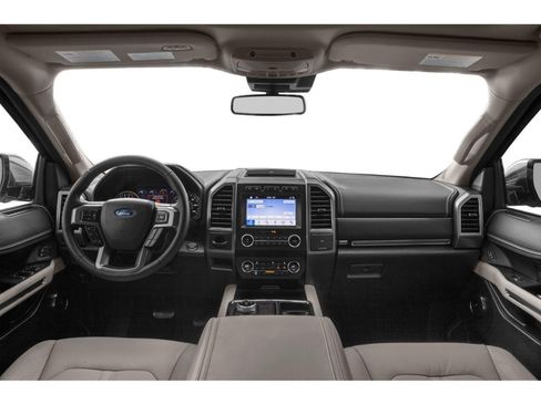 Used 2019 Ford Expedition Platinum RWD image 3