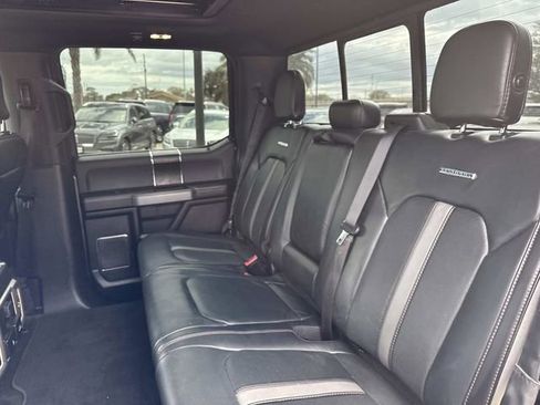 Certified 2018 Ford F150 Platinum w/ Equipment Group 701A Luxury image 17