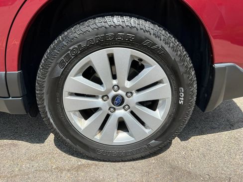 Used 2019 Subaru Outback 2.5i Premium AWD/4WD image 12