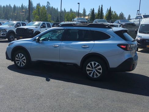 Used 2020 Subaru Outback Premium w/ Popular Package #1 AWD/4WD image 4