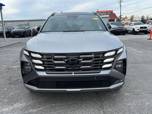 Used 2025 Hyundai Tucson Limited image 2
