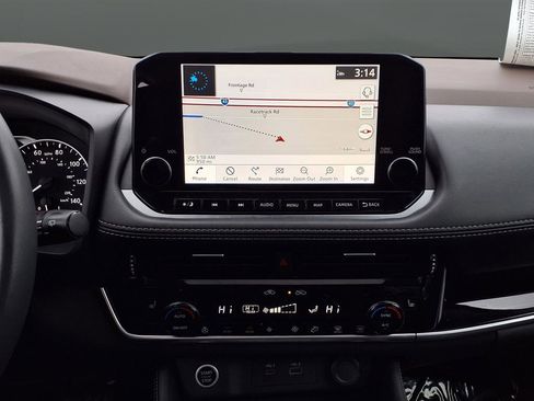 Used 2023 Nissan Rogue SL w/ SL Premium Package image 25