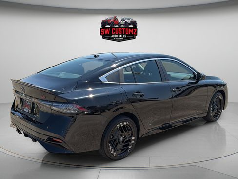 Used 2026 Nissan Sentra SR w/ Floor Mat Package FWD image 7