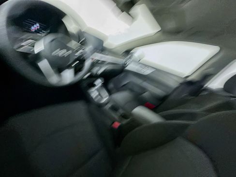 Used 2022 Kia Forte LXS FWD image 25