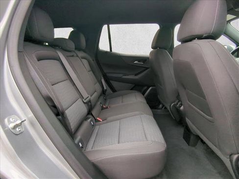 Used 2025 Chevrolet Equinox LT image 20