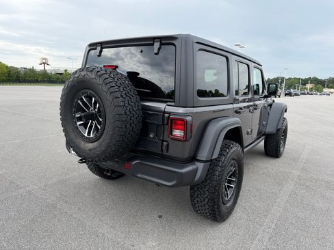 Used 2026 Jeep Wrangler Unlimited Sport AWD/4WD image 9