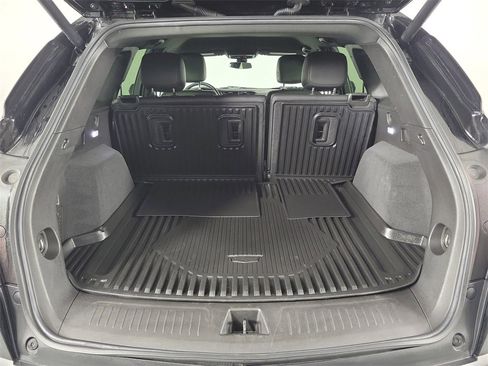 Certified 2023 Cadillac XT5 Luxury image 8