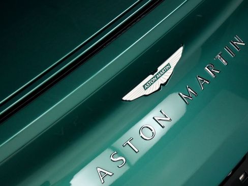 Used 2024 Aston Martin DB12 Coupe RWD image 28