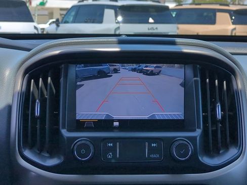 Used 2022 Chevrolet Colorado Z71 AWD/4WD image 22