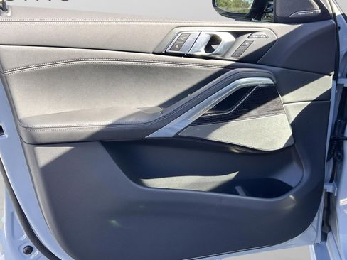 New 2026 BMW X6 xDrive40i w/ Premium Package image 13