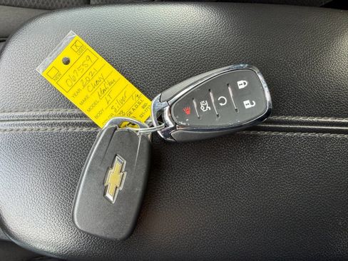 Used 2021 Chevrolet Malibu LT image 40