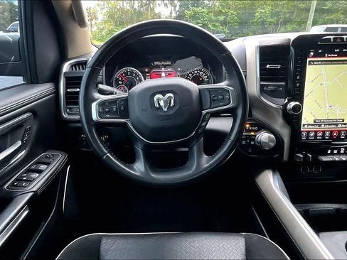 Used 2020 RAM 1500 Laramie AWD/4WD image 5