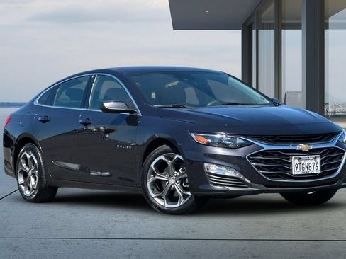 Used 2023 Chevrolet Malibu LT FWD image 3