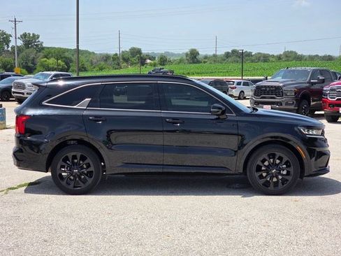 Used 2021 Kia Sorento SX FWD image 9