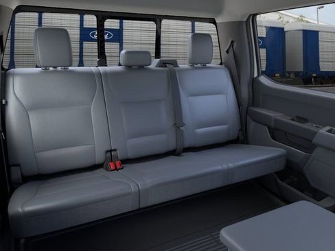 New 2026 Ford F550 4x4 Crew Cab image 11