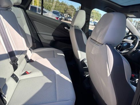 Used 2022 Volkswagen ID.4 Pro S image 12