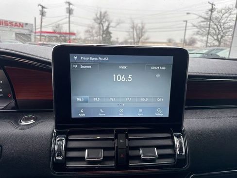 Used 2020 Lincoln Navigator Reserve w/ Equipment Group 208A Reserve image 19