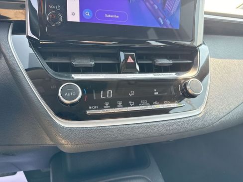 Used 2024 Toyota Corolla LE FWD image 53