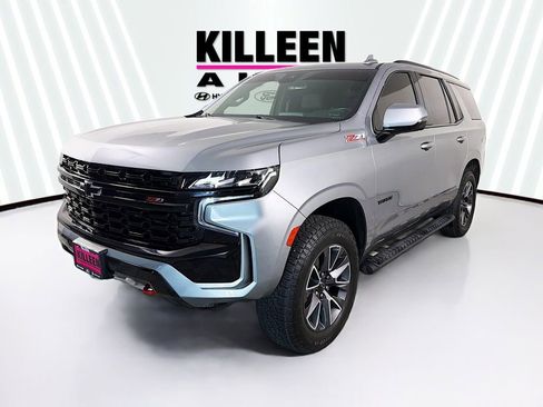 Used 2023 Chevrolet Tahoe Z71 w/ Luxury Package image 3