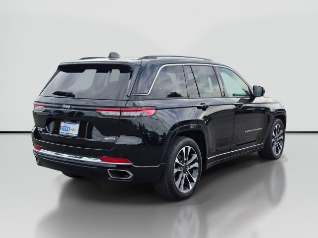 Used 2022 Jeep Grand Cherokee Overland AWD/4WD image 5