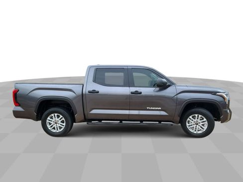 Used 2024 Toyota Tundra SR5 AWD/4WD image 9