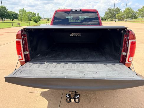 Used 2014 RAM 3500 Laramie RWD image 14