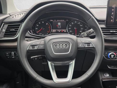 Used 2023 Audi Q5 2.0T Premium w/ Convenience Package AWD/4WD image 14