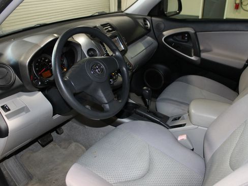 Used 2008 Toyota RAV4 2WD image 17