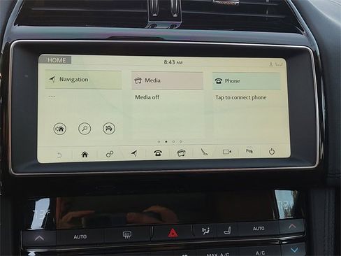 Used 2019 Jaguar F-PACE Portfolio image 17