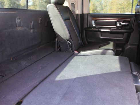 Used 2015 RAM 2500 Laramie image 17