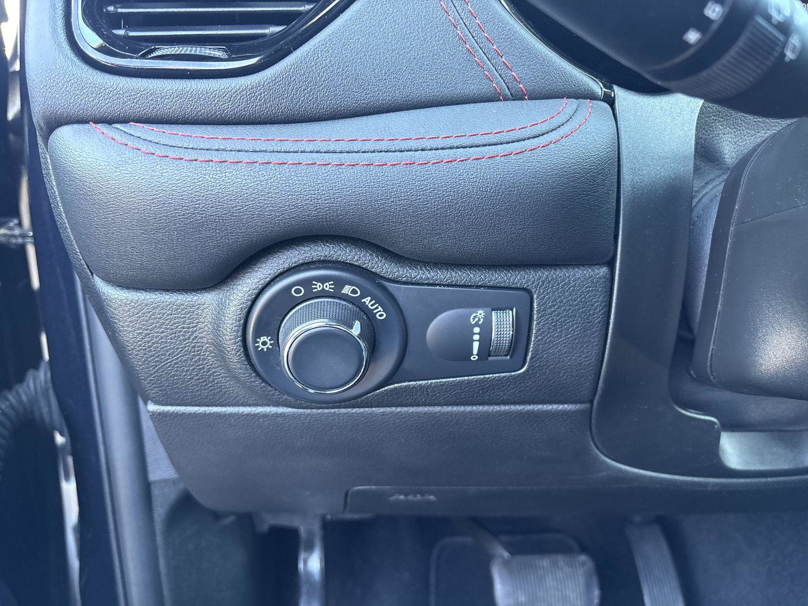 Used 2024 Dodge Durango R/T AWD/4WD image 21