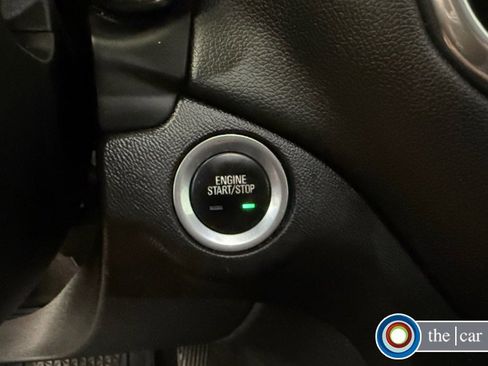 Used 2018 Chevrolet Equinox LT image 25