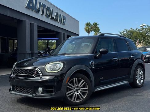 Used 2019 MINI Cooper Countryman S w/ Signature Upholstery Package AWD/4WD image 1