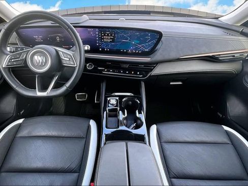 Certified 2025 Buick Envision Sport Touring image 15