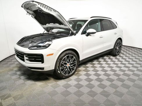 New 2026 Porsche Cayenne AWD/4WD image 34