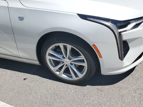 Used 2023 Cadillac CT4 Luxury w/ Sun And Sound Package RWD image 4