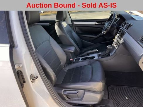 Used 2013 Volkswagen Passat 2.5 SE image 22
