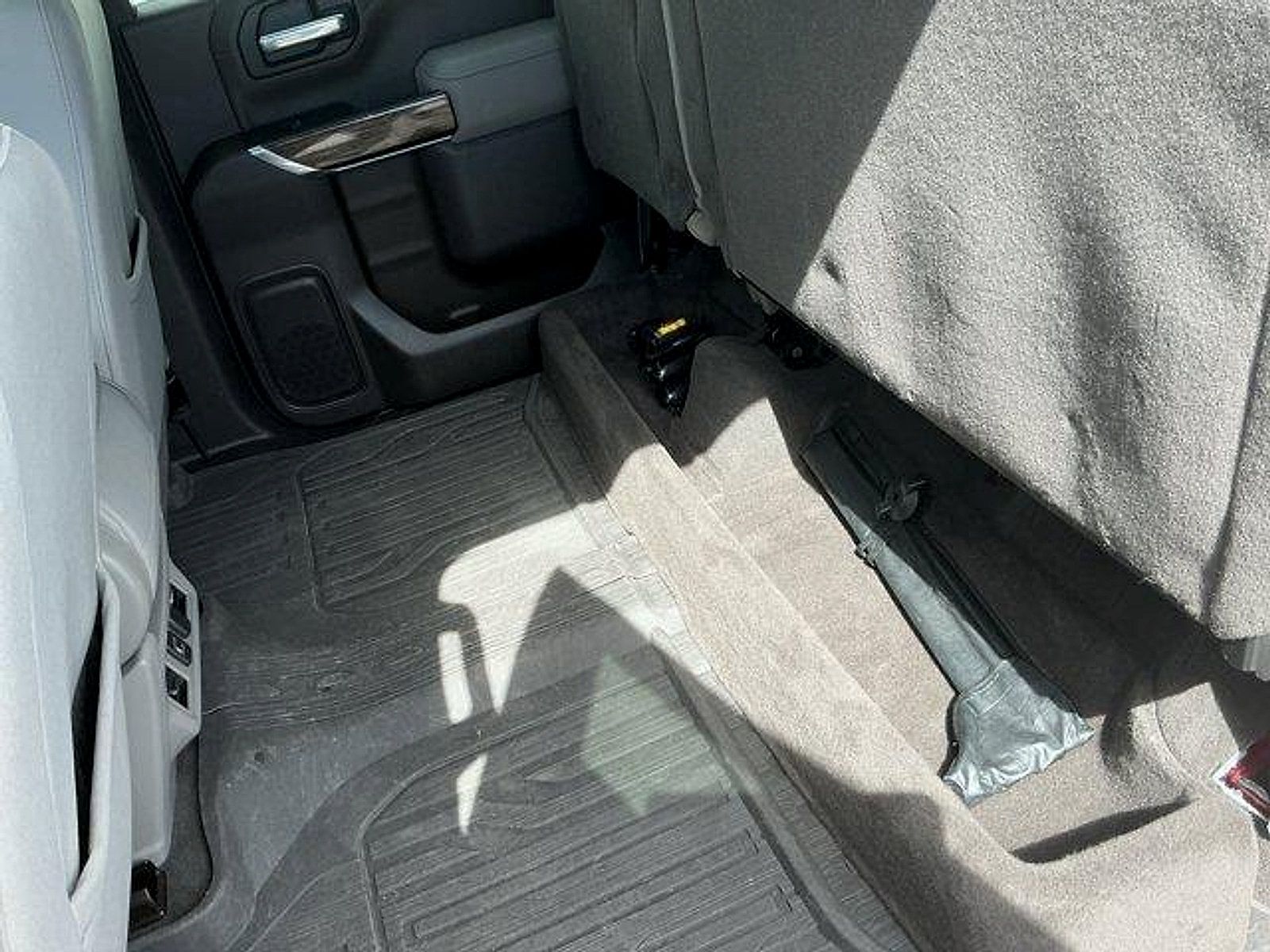 Used 2020 GMC Sierra 1500 SLE w/ SLE Value Package AWD/4WD image 20