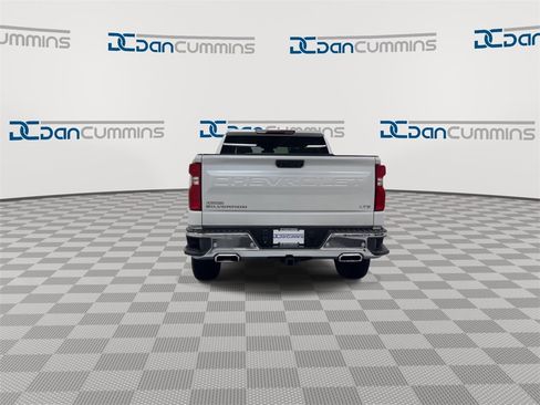 Used 2022 Chevrolet Silverado 1500 LTZ image 7