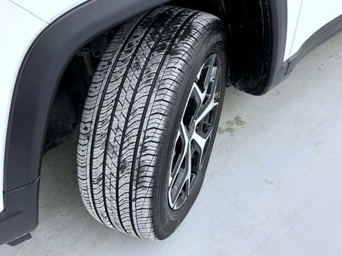 Certified 2025 Jeep Compass Limited image 23