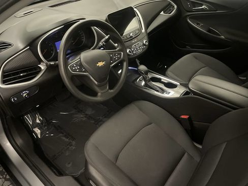 Used 2024 Chevrolet Malibu LT FWD image 4