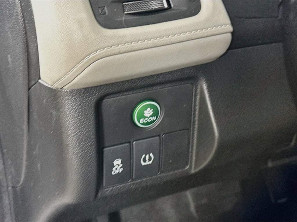 Used 2016 Honda HR-V EX image 10