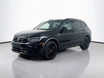Certified 2022 Volkswagen Tiguan SE R-Line